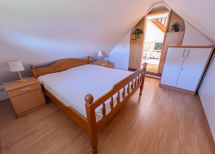 Mila Bregovi - Prostrani 아파트 즐라티보