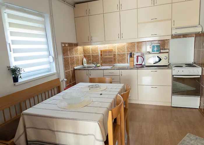 Mila Bregovi - Prostrani 아파트